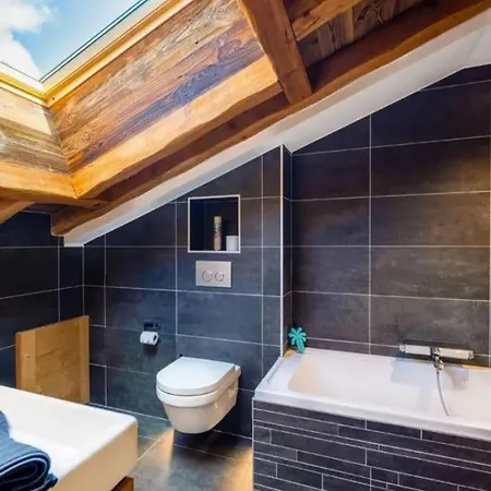 Ferienhaus Fabulous Private Sauna Jacuzzi Châtel